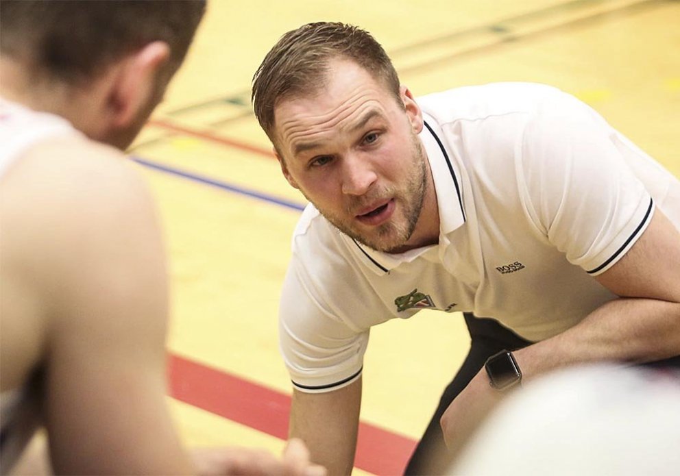 Baldur Þór fer yfir málin. MYND: HJALTI ÁRNA