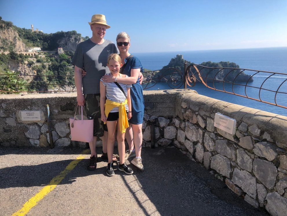 Fjölskylda Einars á ferðalagi. MYND AÐSEND