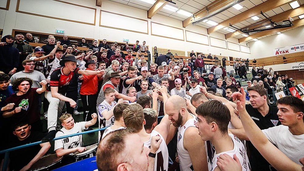 Stóll-inn, Stóll-inn...