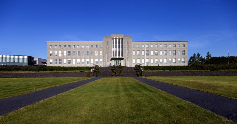 Aldrei áður hafa jafnmargir brautskráðst í einu frá HÍ