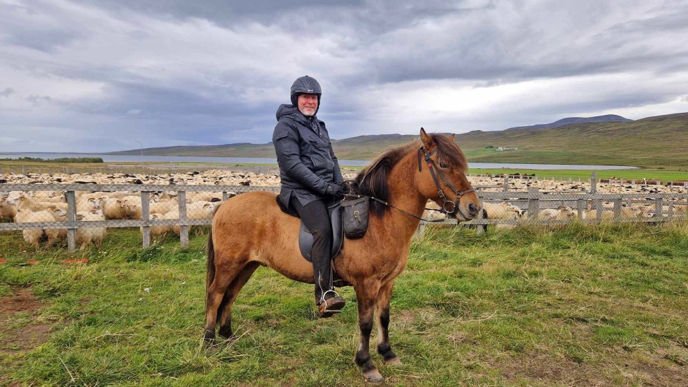 Pétur í göngum nú í september. MYND AÐSENS