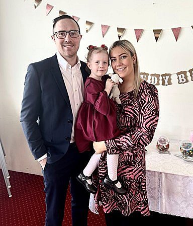 Jóhannes Geir og Stella Dröfn með Sólveigu Gyðu. AÐSEND MYND