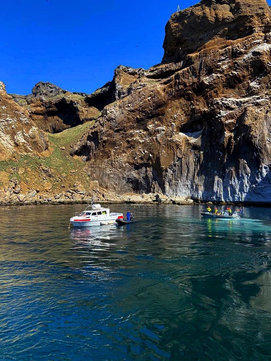 Frá framkvæmdum í Drangey. Mynd: Drangeyjarferðir