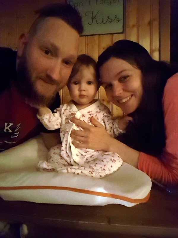 Matgæðingarnir Marteinn Svanur og Saskia ásamt dótturinni Freyju Náttsól.