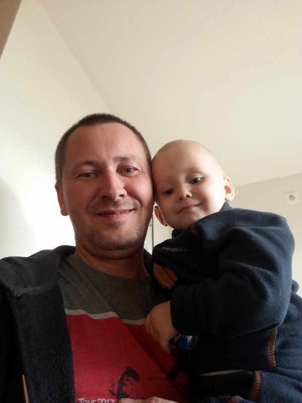 Matgæðingurinn Hallgrímur og sonur hans. Aðsend mynd.