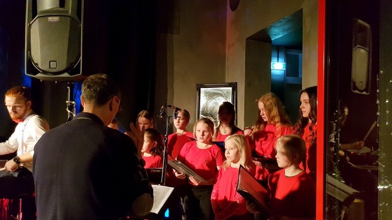 Barnakór Tónadans á tónleikum Jólin í Gránu sl. laugardagskvöld. Mynd: PF.