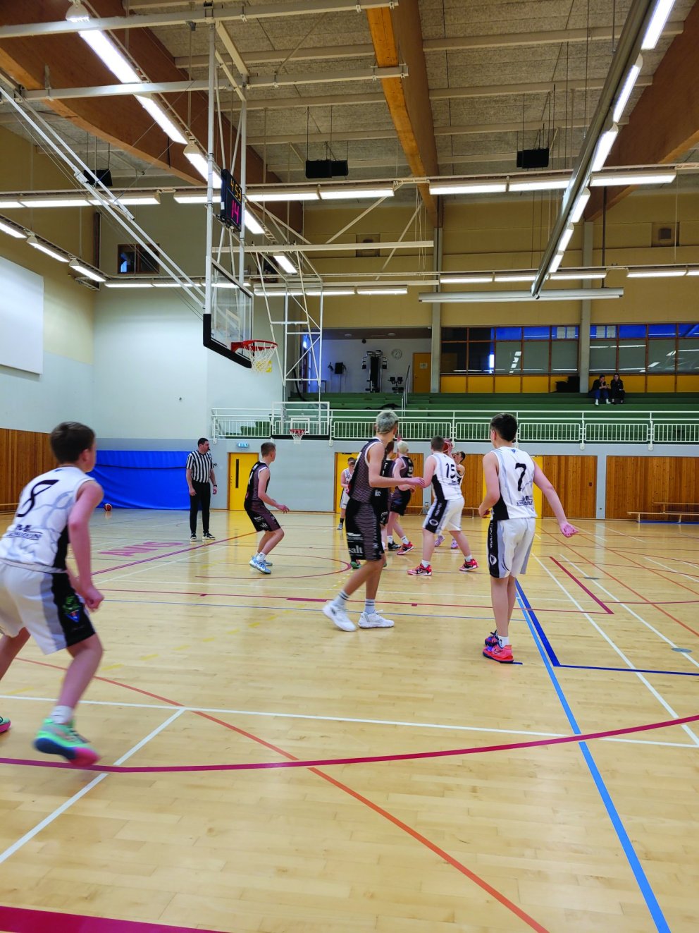 Strákarnir í 10. fl. að spila við Hött. Ljósmyndir: Hjalti Vignir