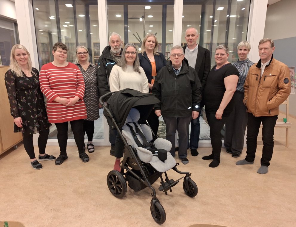 Frá afhentingunni. MYND AÐSEND