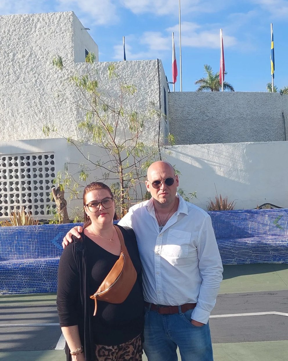 Þyrey og Dagur í útlöndum. MYND AÐSEND