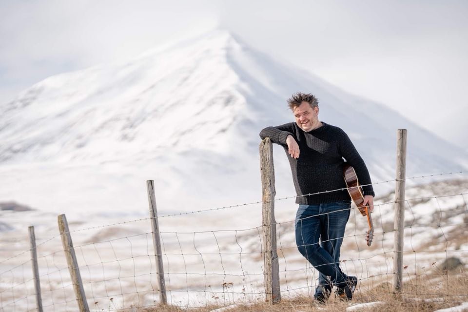 Svavar Knútur á án efa eftir að ylja gestum Krúttsins í kvöld. AÐSEND MYND