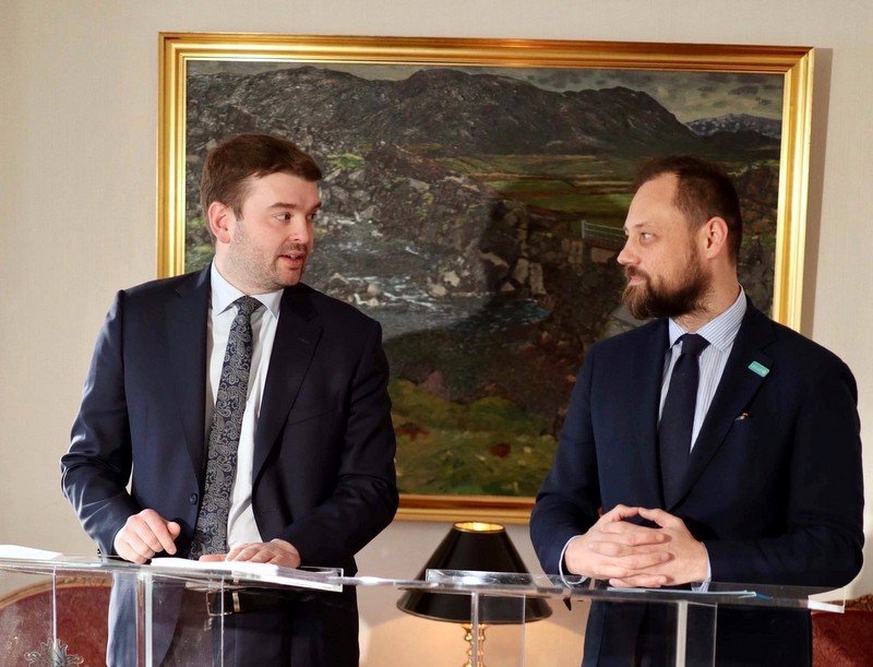 Ásmundur Einar Daðason og Bergsteinn Jónsson. Mynd: Stjórnarráðið.