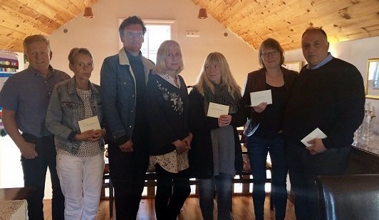 Frá afhendingu styrkjanna. Mynd: hunathing.is.