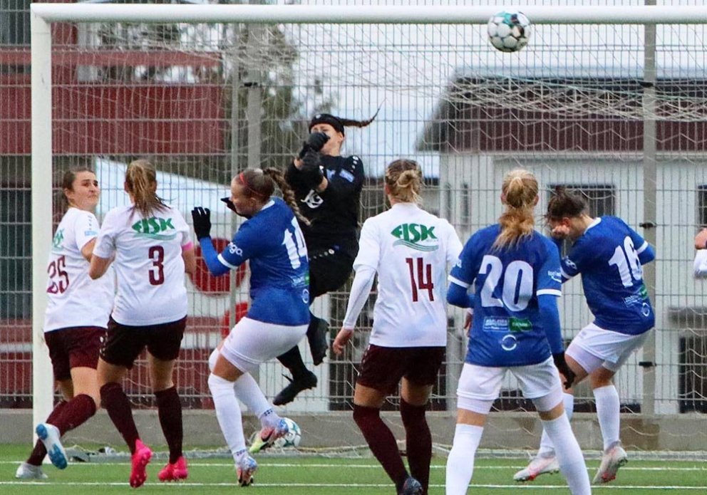 Verður Amber í markinu í lokaleiknum? MYND: ÓAB