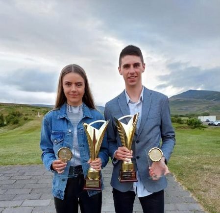 Klúbbmeistarar GSS 2020 Anna Karen og Arnar Geir. Mynd af gss.is.
