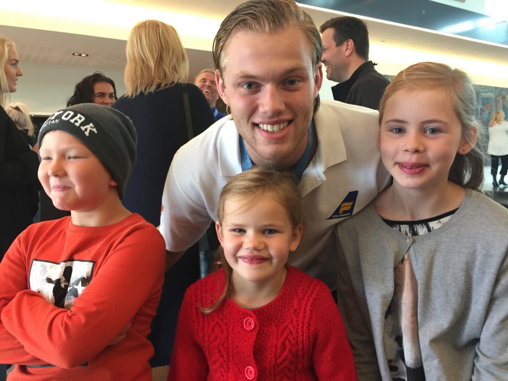 Arnar var í viðtali í 32. tölublaði Feykis fyrr á þessu ári. Hér er hann ásamt systkinum sínum. Aðsend mynd.