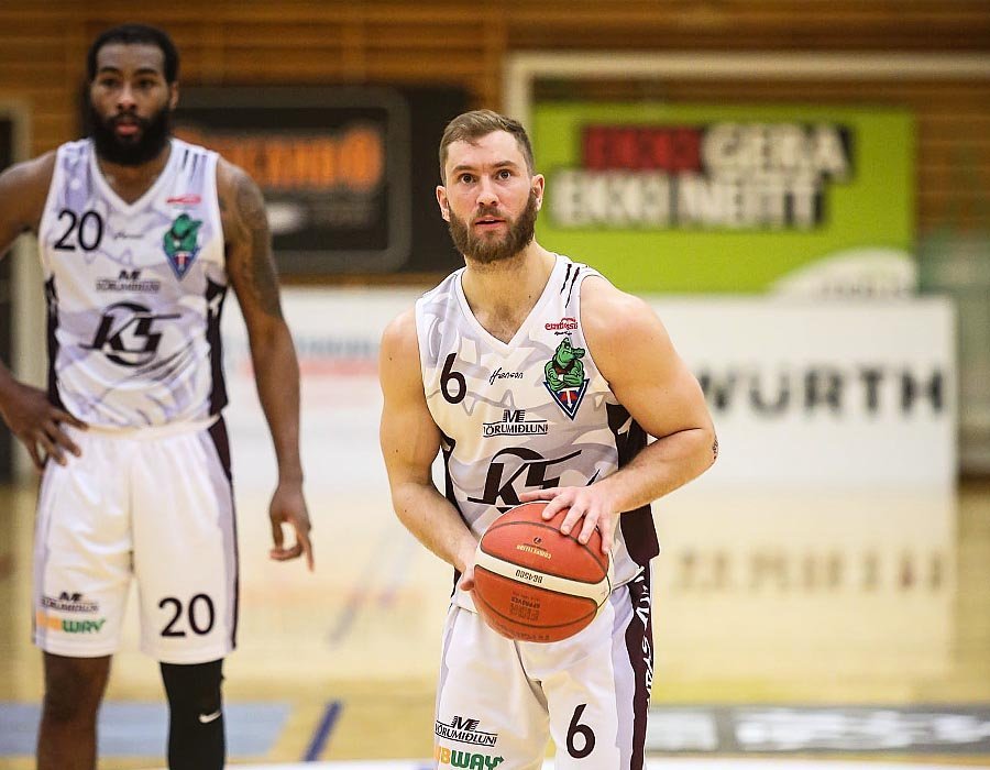 Sigtryggur Arnar Björnsson var ógn og skelfing villta vestursins í gær. MYND: HJALTI ÁRNA