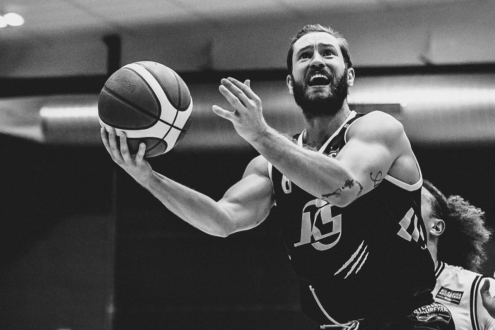 Arnari finnst gaman að spila körfubolta – það er bara þannig. MYND: JÓN GAUTUR