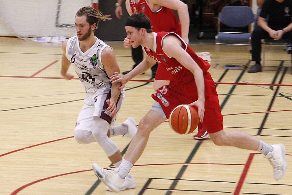 Kári og Arnar eigast við í Síkinu í kvöld.  MYND: ÓAB