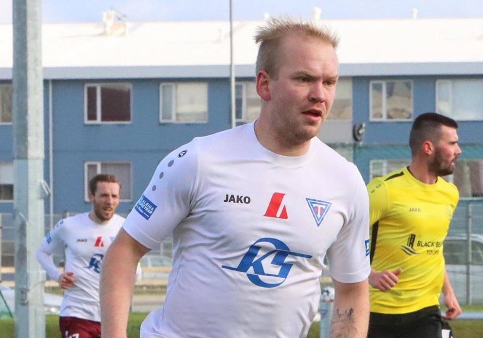 Arnór gerði næstum því sigurmark Tindastóls í dag. MYND: ÓAB