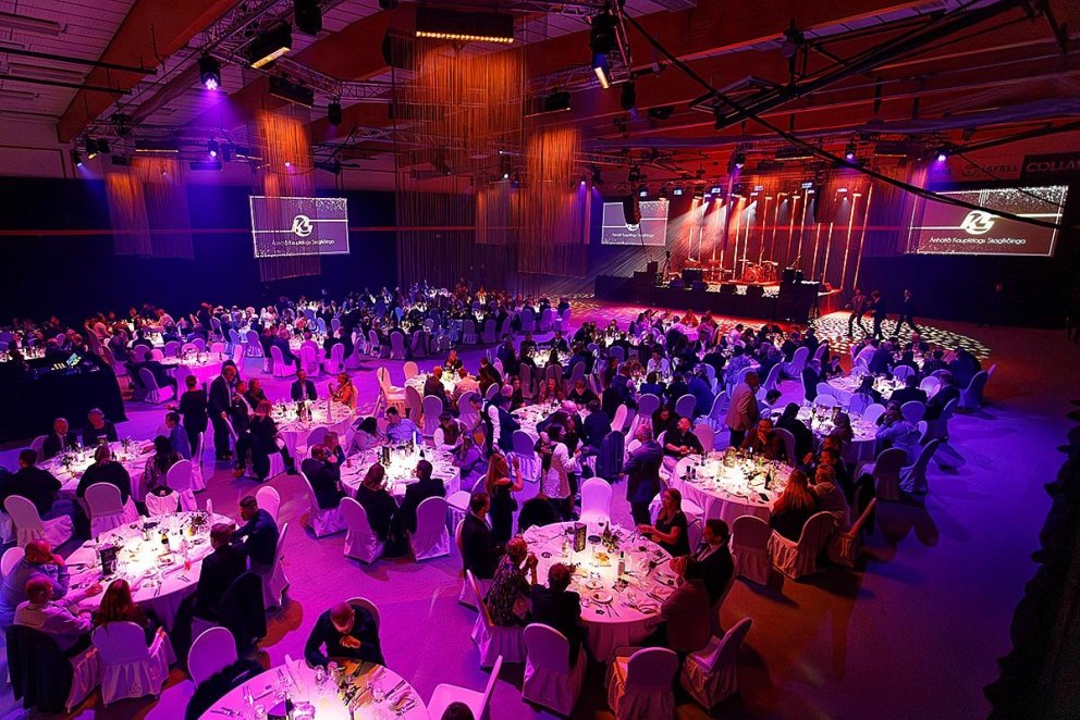 Íþróttasalurinn á Króknum var ævintýri líkastur á laugardaginn. MYNDIR: DAVÍÐ MÁR