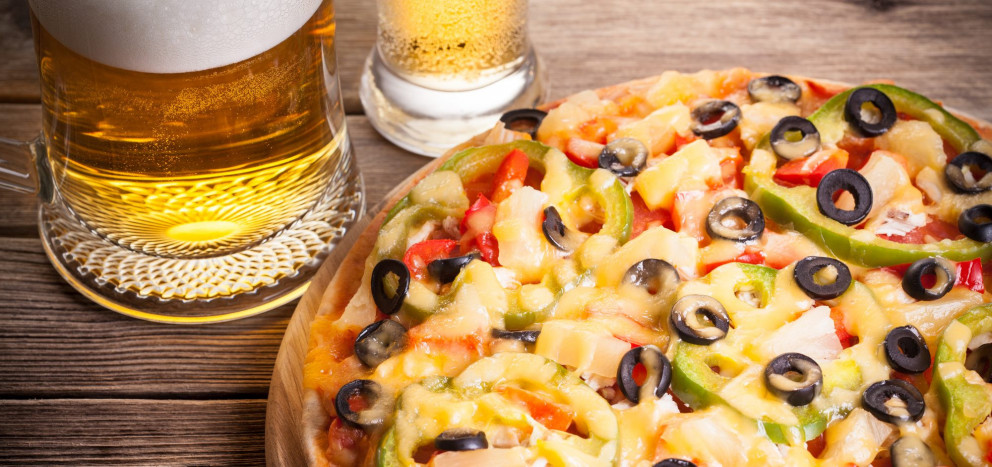 Alþjóðlegi bjór og pítsudagurinn er í dag