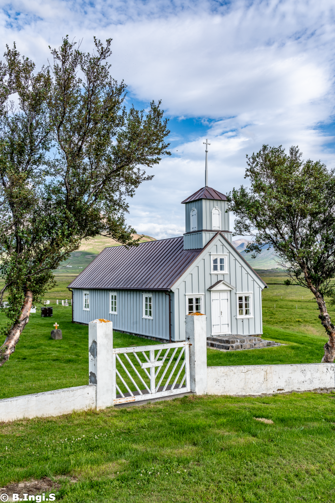 Hofskirkja sómir sér vel ný uppgerð. Mynd: Baldvin Ingi Símonarson