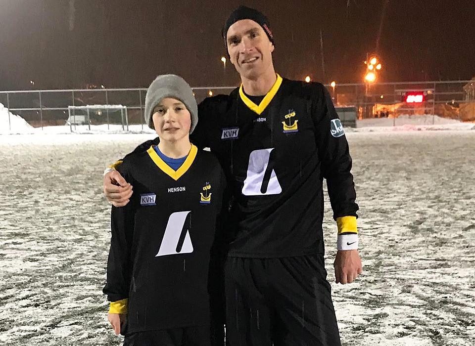 Feðgarnir Björn Jökull og Bjarki Már að leik loknum. MYND AF FB