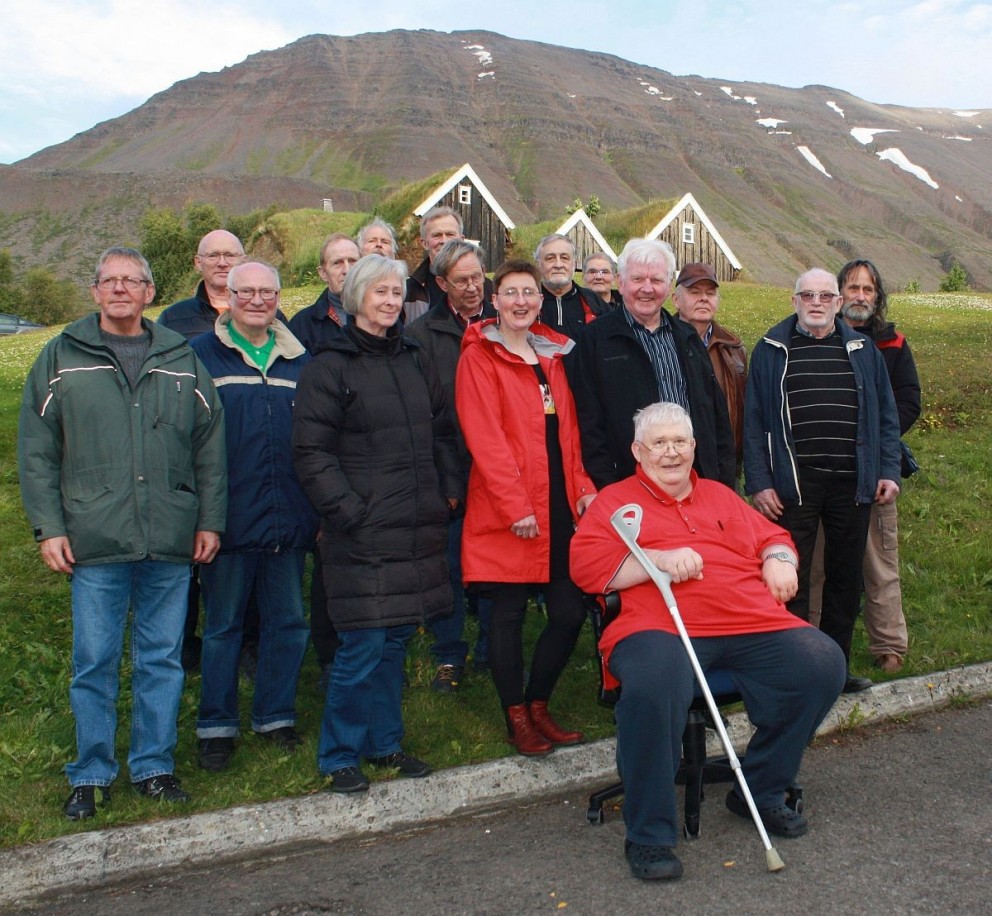 Einar Sigfússon, sem situr fremst. Síðan f.v. Kristófer Sverrisson Blönduósi, Jóhannes Árnason Höskuldarnesi, Aðalsteinn Arnórsson Akureyri, Steingrímur Þorsteinsson Hóli, Jónatan Hermannsson Tungnamaður, Halldóra Ragnarsdóttir Reykjavík, Árni Sigurðsson Marbæli, Maríus Lund frá Nýhöfn, Erla Björk rektor, Tryggvi Eiríksson frá Búrfelli, Þorvaldur Ágústsson Hvolsvelli, Magnús Ólafsson frá Sveinsstöðum, Jón Sigurðsson frá Hnjúki, Guðmundur Þórarinsson Vogum, Sigurgeir Þórðarson ættaður úr Reykjavík. Ljósm./Guðmundur B. Eyþórsson