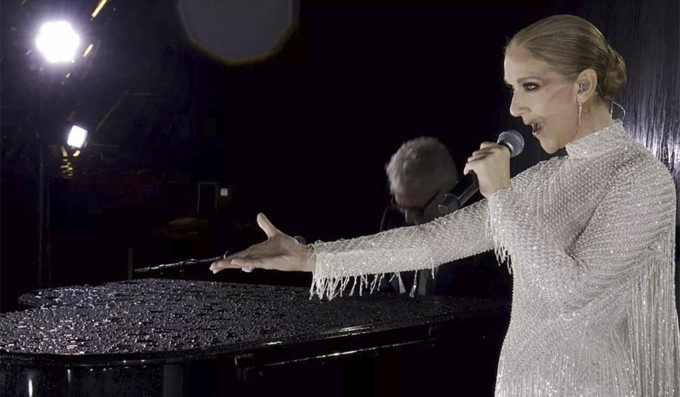Celine Dion slær í gegn enn á ný. MYND AF NETINU