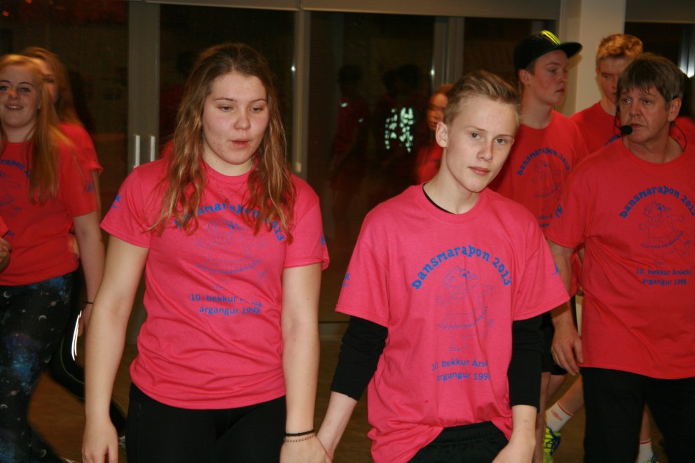 Danssýning Árskóla - Myndband