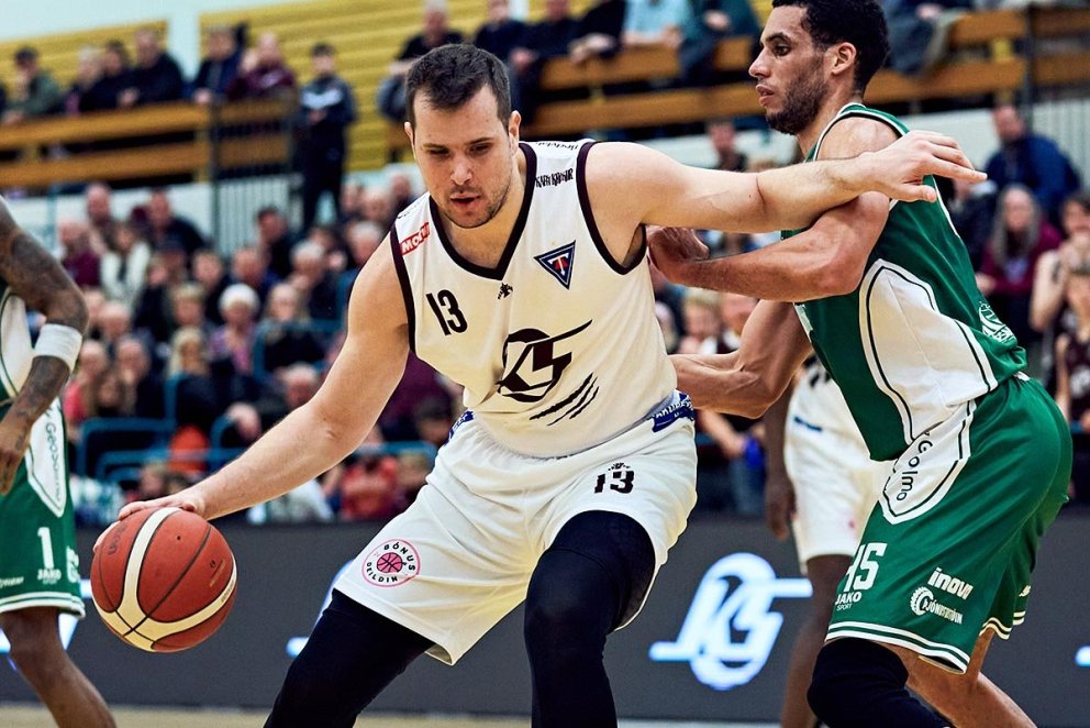 Dimitrios Agravanis með boltann í leik gegn Þórsurum á dögunum. MYND: SIGURÐUR INGI