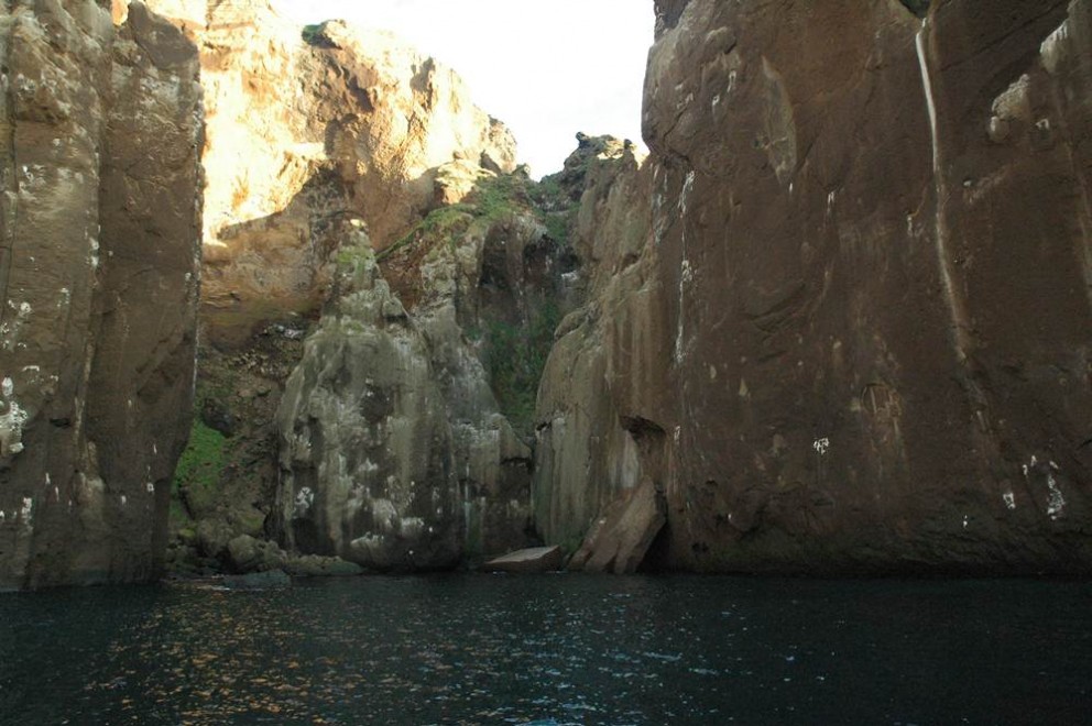 Hrun í kjölfar skjálfta