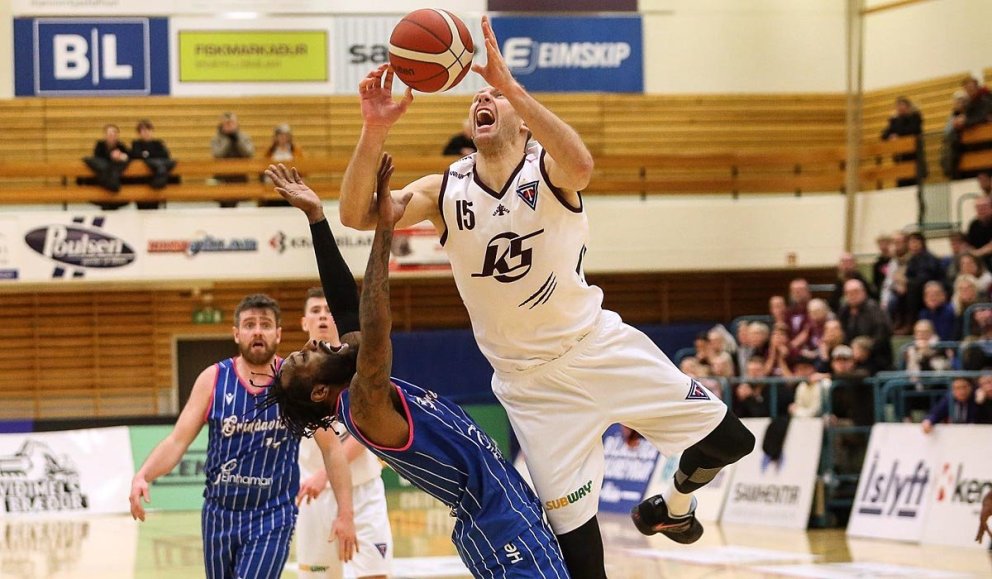 Drungilas í baráttunni í gærkvöldi. MYND: HJALTI ÁRNA