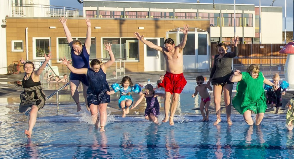 Kjólasund í kostaveðri