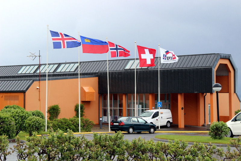 Fríverslunarsamningar undirritaðir á Hólum í dag