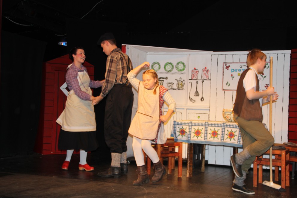 Frábær aðsókn að Emil í Kattholti - sýningu bætt við