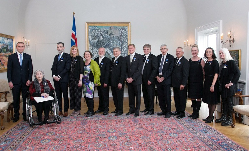 Nanna var meðal þrettán orðuþega sem mættu á Bessastaði þann 17. júní. Edda Björgvins komst ekki fyrr en daginn eftir til að taka við sínum krossi. Mynd: Forseti.is.