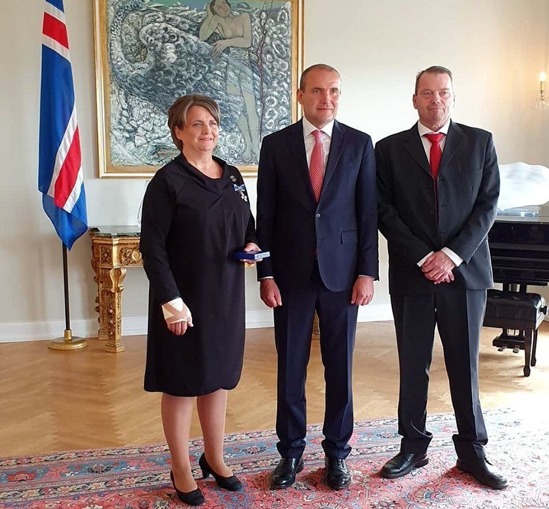 Jóhanna ásamt forseta Íslands, Guðna Th. Jóhannessyni, og manni sínum, Gunnari Rúnari Kristjánssyni. Mynd: Helga Gunnarsdóttir.