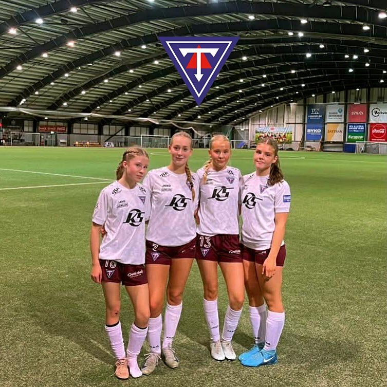 Upprennandi knattspyrnustúlkur. MYND AF SÍÐU KNATTSPYRNUDEILDAR TINDASTÓLS