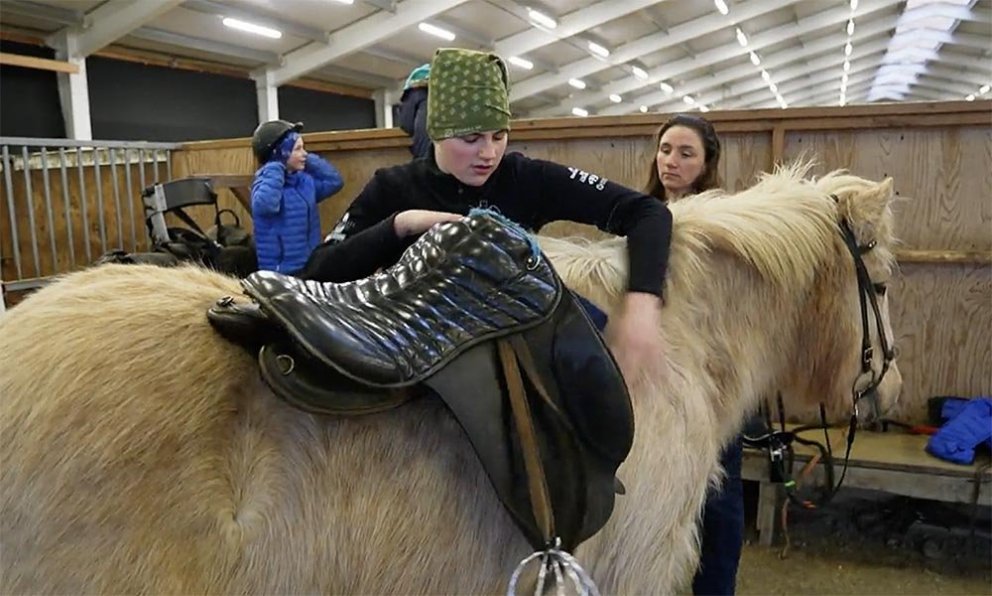 Undirbúningur Fjörmóts FNV. SKJÁSKOT ÚR LANDANUM
