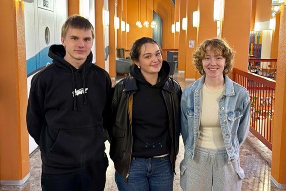 Gettu betur lið FNV 2026. Daníel Smari, Emma Katrín og Snædís Katrín. MYND AF FB FNV