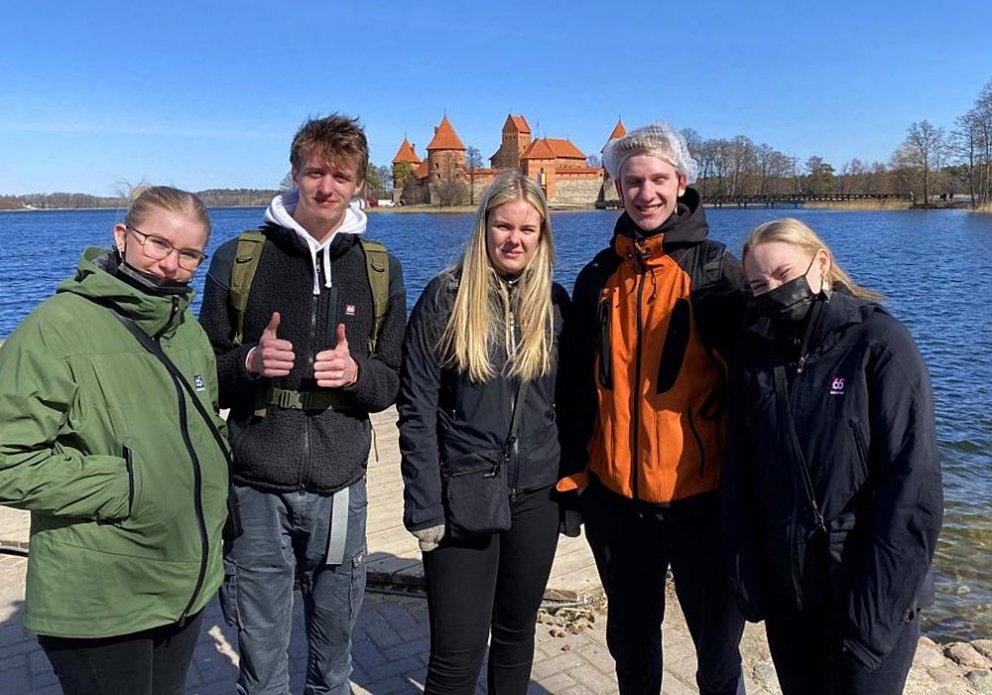 Nemendurnir fimm sem fóru til Vilníusar. MYND AF VEF FNV