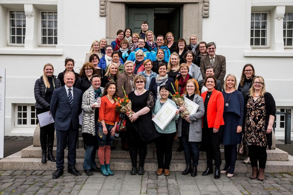 Foreldraverðlaun Heimilis og skóla voru afhent við hátíðalega athöfn í gær. Mynd: Heimili og skóli.