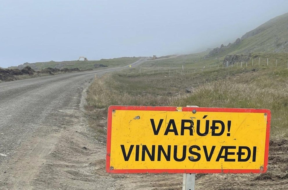 Enn á eftir að taka í gegn 60 km af Vatnsnesvegi þegar þessum framkvæmdum er lokið. MYND AF HÚNAÞING.IS