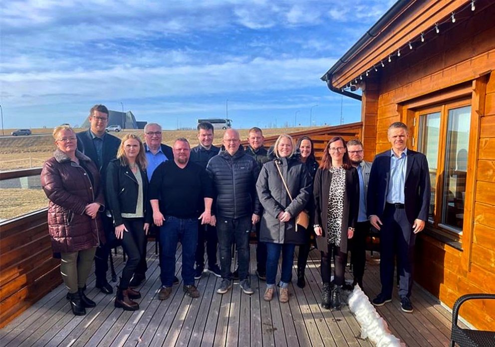 Frambjóðenda B-listans. Á myndina vantar Karol Galazyn Sigþrúði Friðriksdóttur, Björn Ívar Jónsson, Agnar Loga Eiríksson og Önnu Margreti Sigurðardóttur. Auðunn er lengst til hægri á myndinni. MYND AF HÚNI.IS