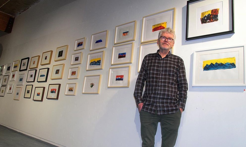 Gyrðir við einn sýningarvegginn. MYND: NÖKKVI ELÍASSON