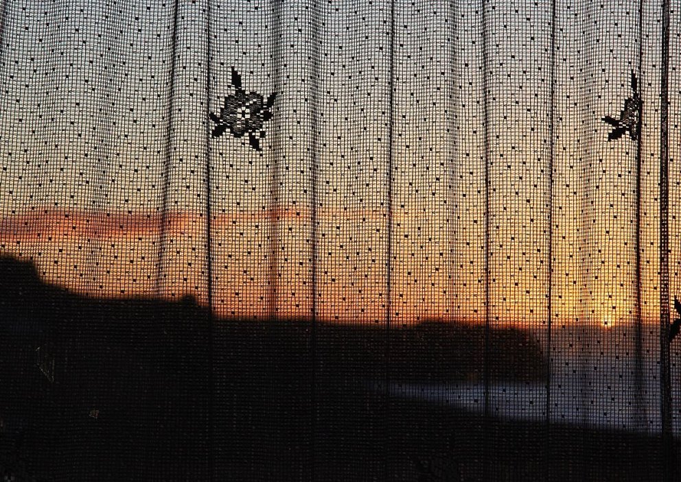 Útsýnið úr Hamarsbúð að kvöldi. MYND: ÓAB