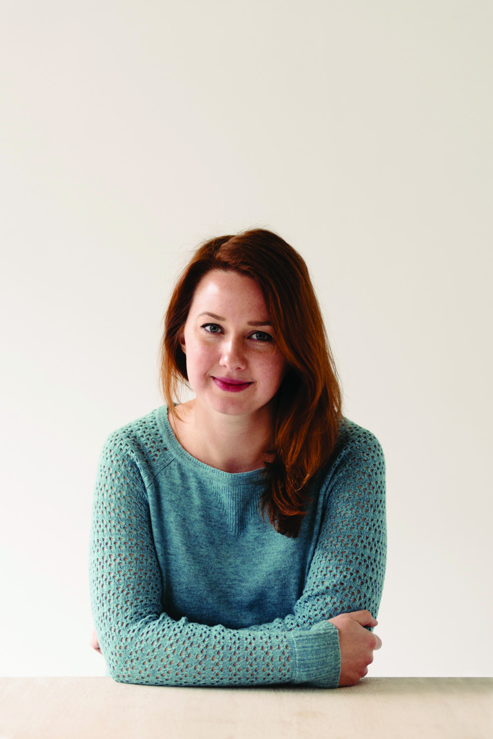 Hannah Kent, höfundur metsölubókarinnar Náðarstund, er í opnuviðtali Feykis í þessari viku. Hannah dvaldi á Sauðárkróki i jólafríi sínu, ásamt foreldrum sínum og systur.