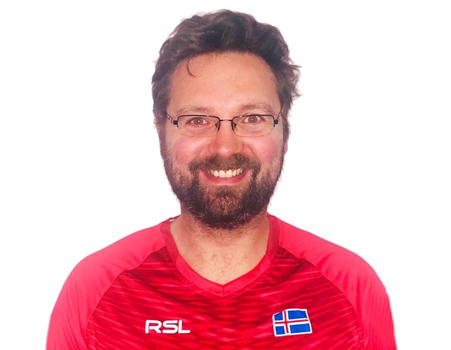 Helgi Jóhannesson badmintonþjálfari. MYND AF NETINU