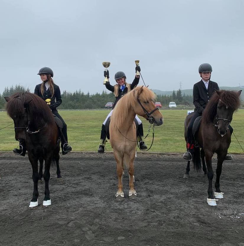 Hjördís Halla Þórarinsdóttir, samanlagður sigurvegari í barnaflokk. Mynd: Sigríður Gunnarsdóttir.